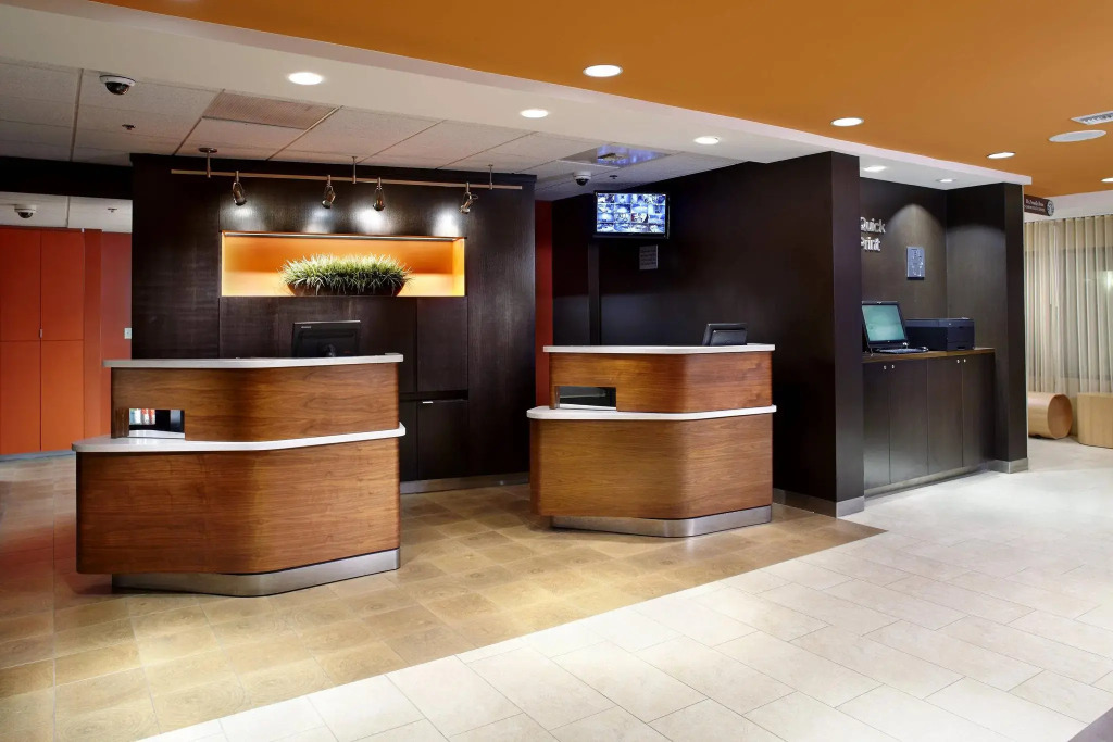 Courtyard by Marriott Detroit Brighton
