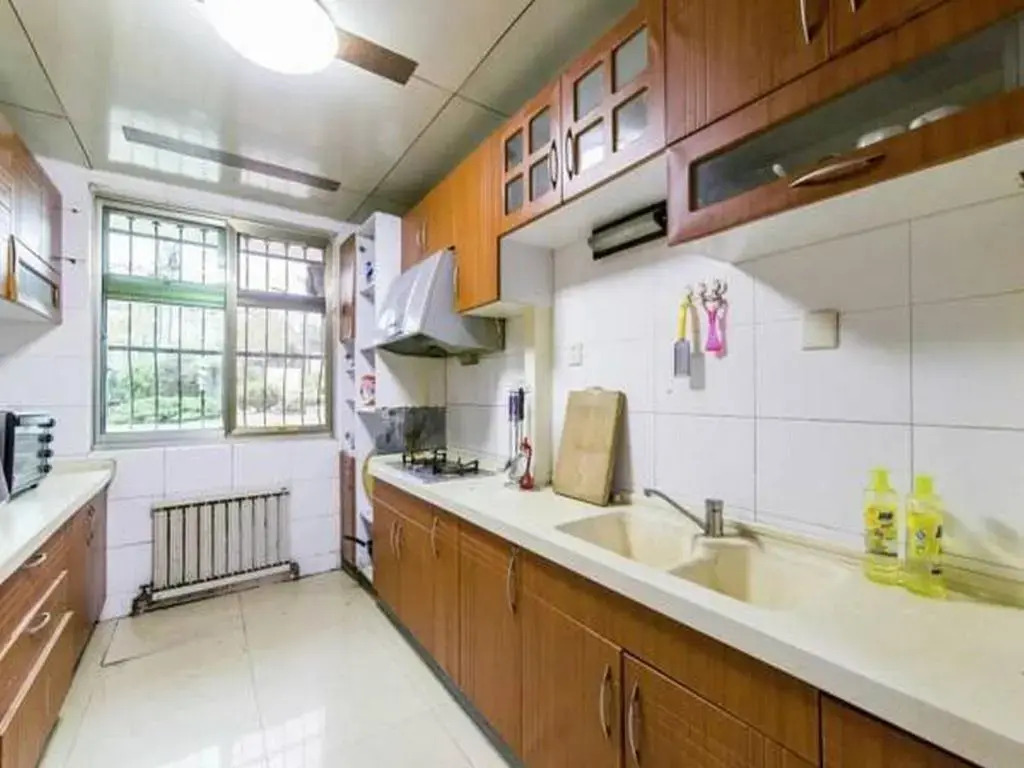 Slowlife House