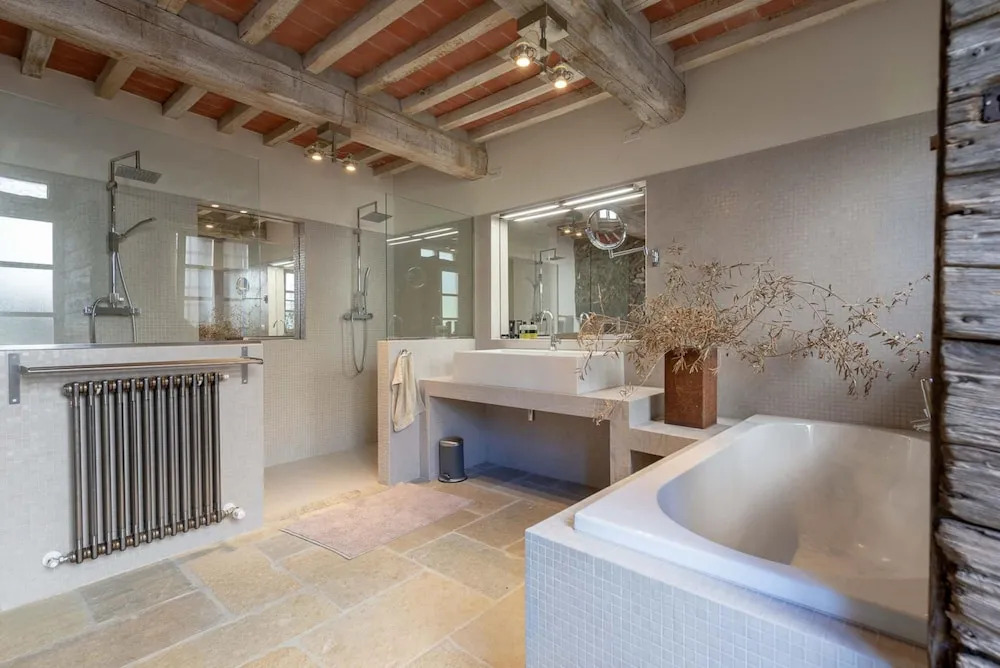 Palazzo Giusti, Understated Luxury with a Welcoming Ambience on the Hills of Lucca