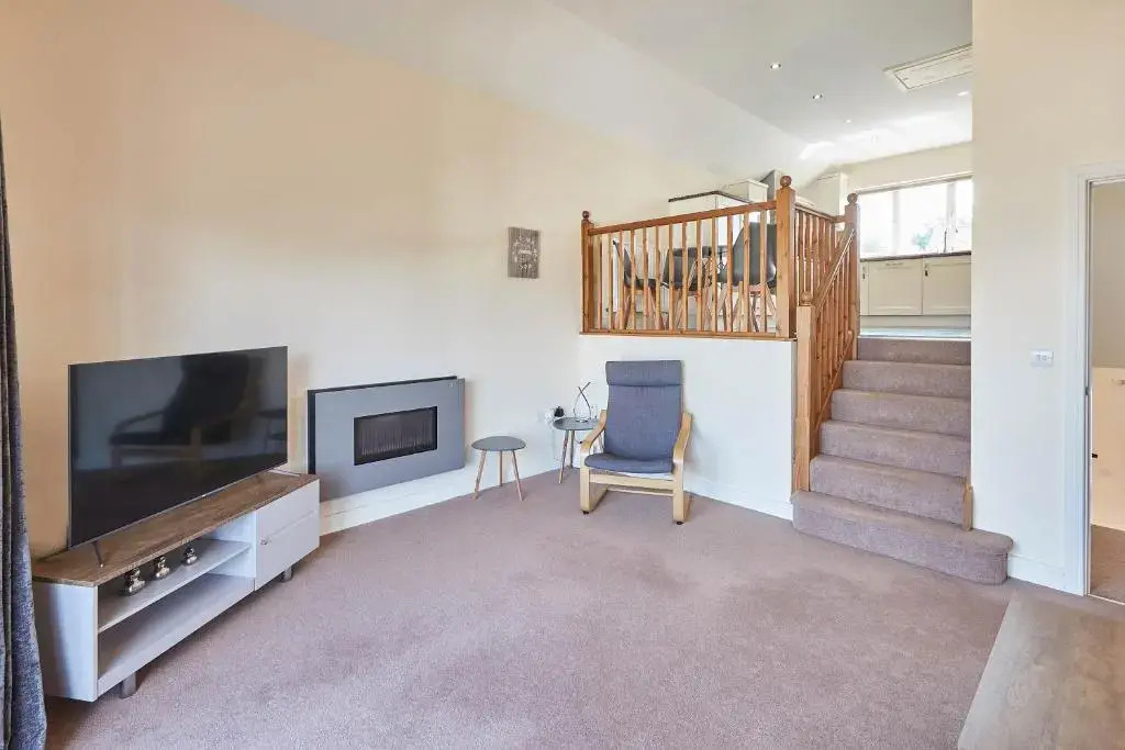 Host Stay Farrers View