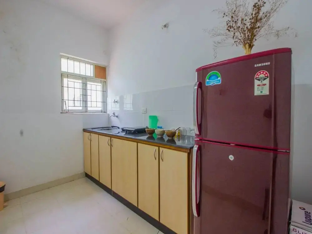 OYO Home 13674 Pool View Studio