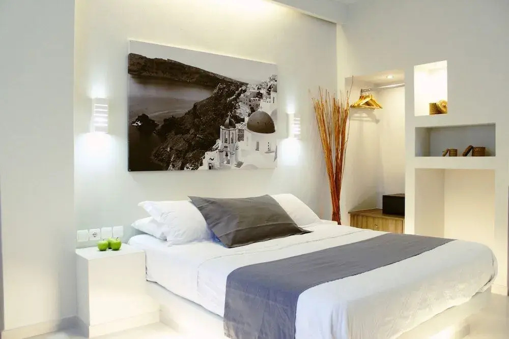 Sea La Vie Beachfront Suites