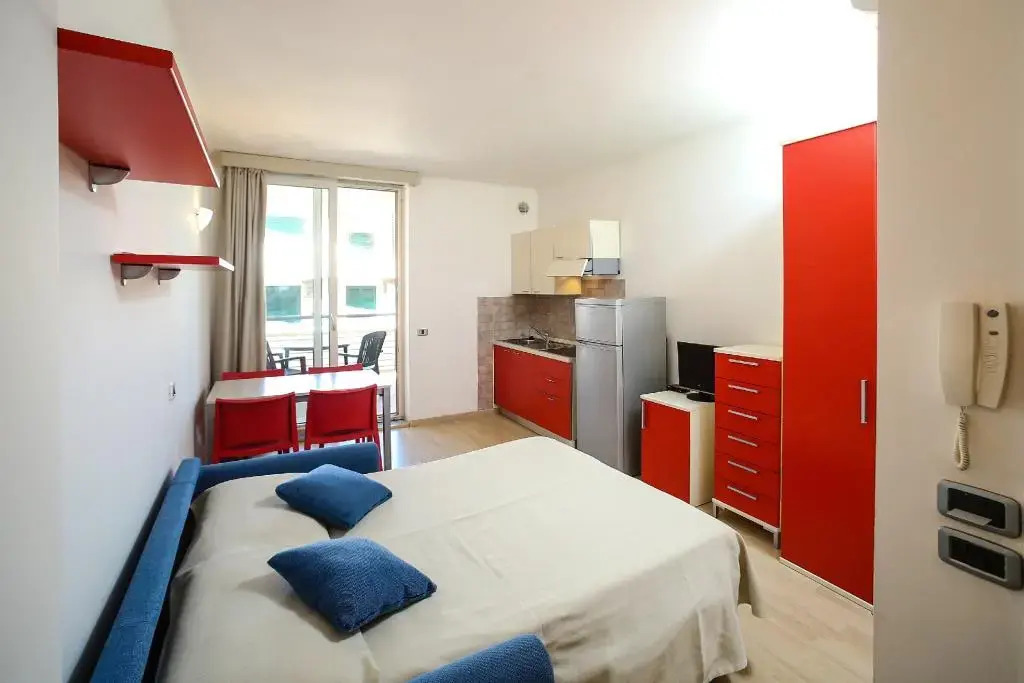 Residence Mediterraneo - Ombrellone incluso dal 23 maggio al 20 settembre