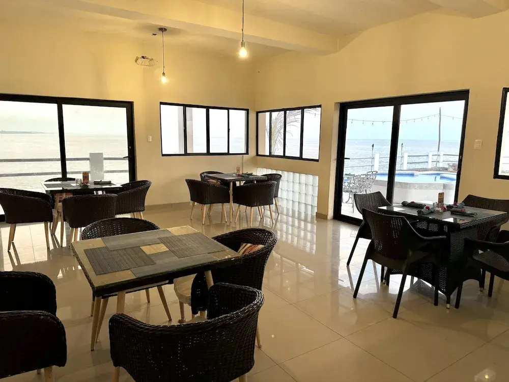 Paradise Surf Hotel
