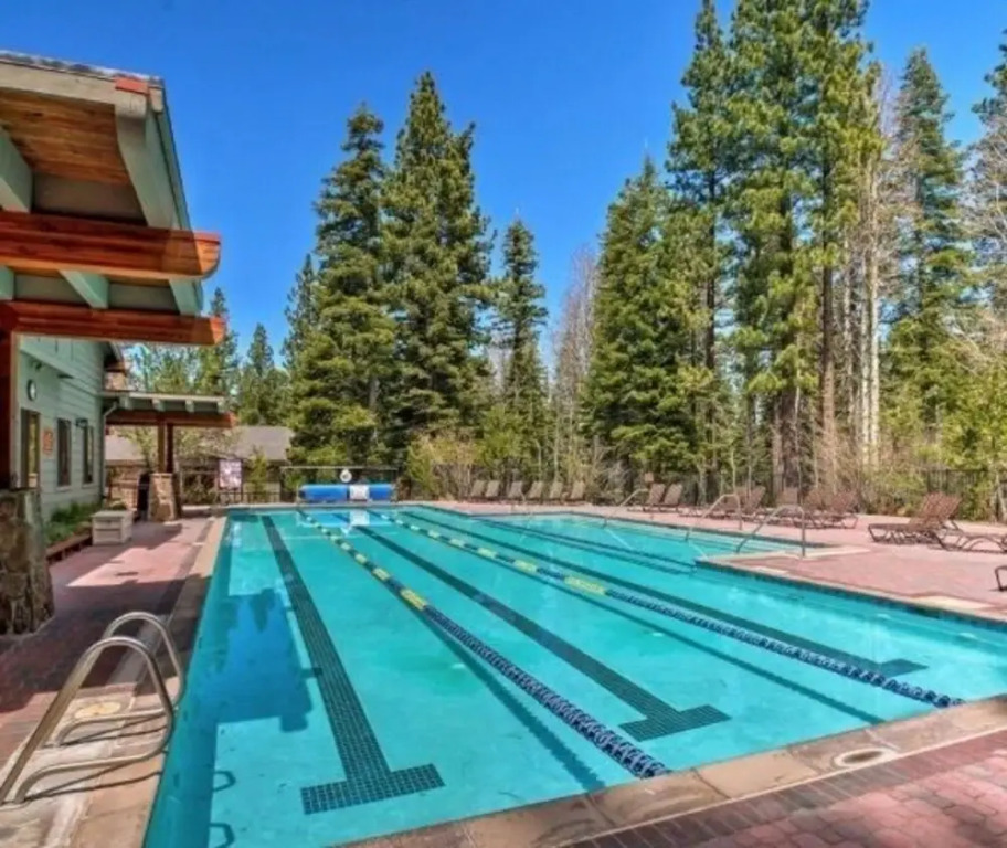Skidder Trail Bear Lodge at Northstar - 5 Br Home