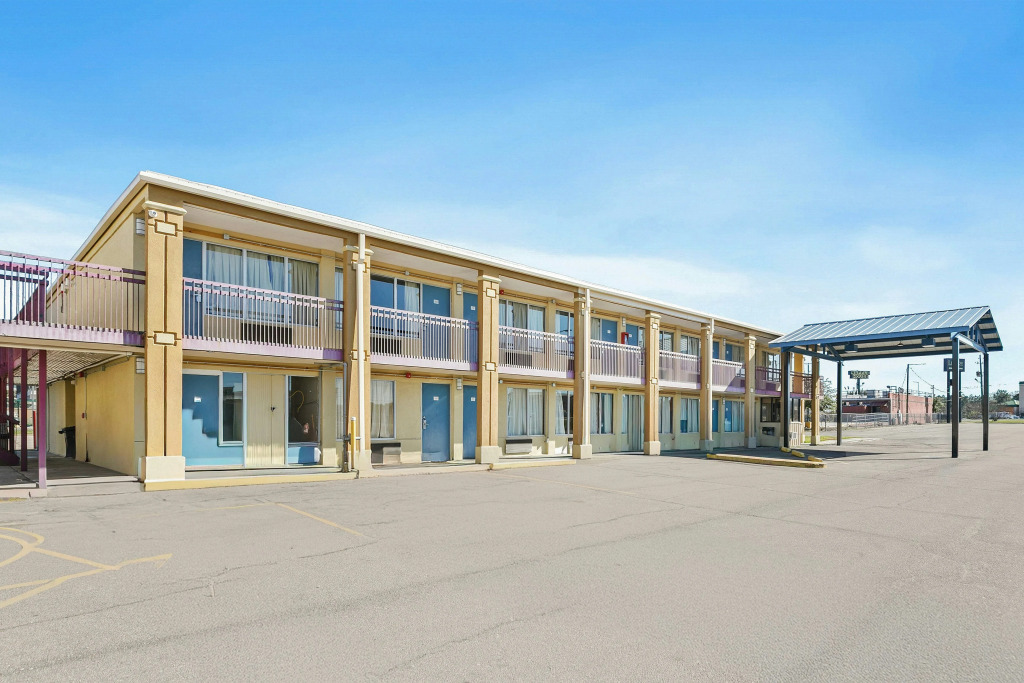 Luxury Inn By Hotel O Hattiesburg, MS