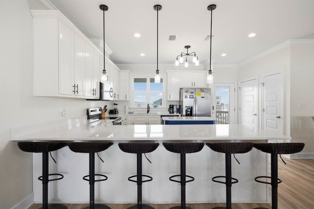 Seas The Day - 2830 Bienville Blvd 5 Bedroom Home