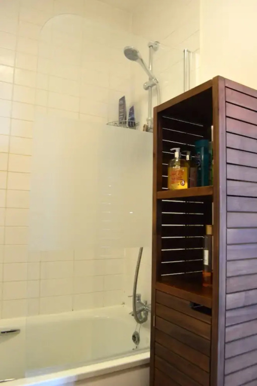 1 Bedroom Apartment With City Views