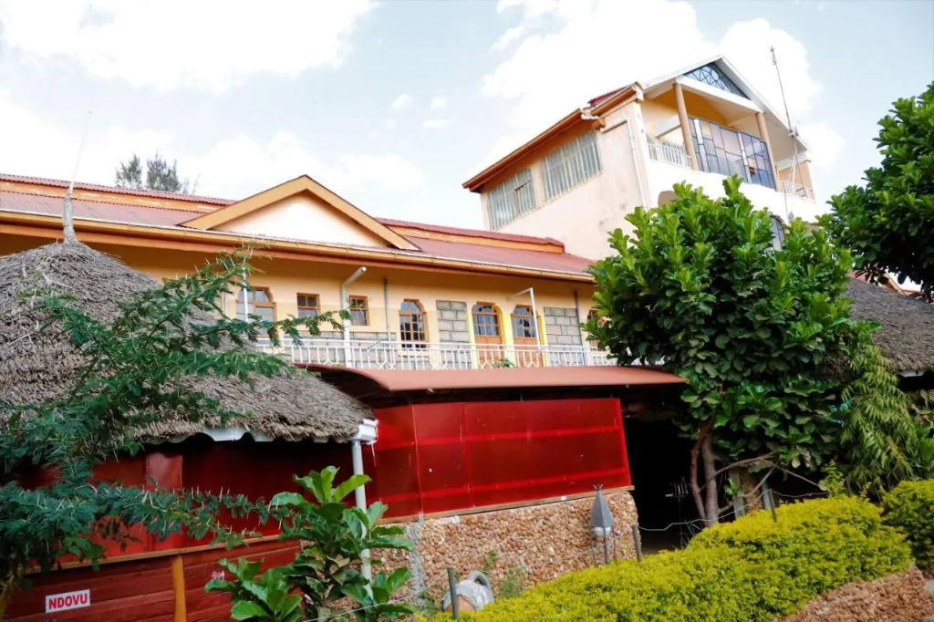 Pine Breeze Getaway Lukenya