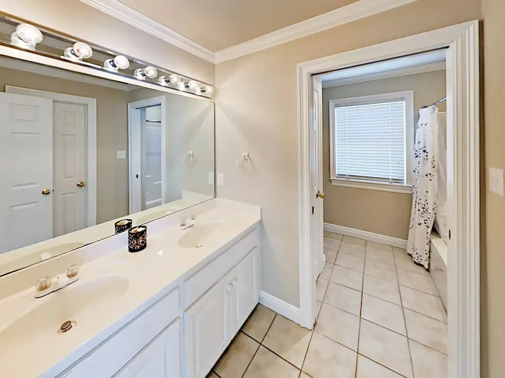 Heritage Shores Beach House 4 Bedrooms 4 Bathrooms Home