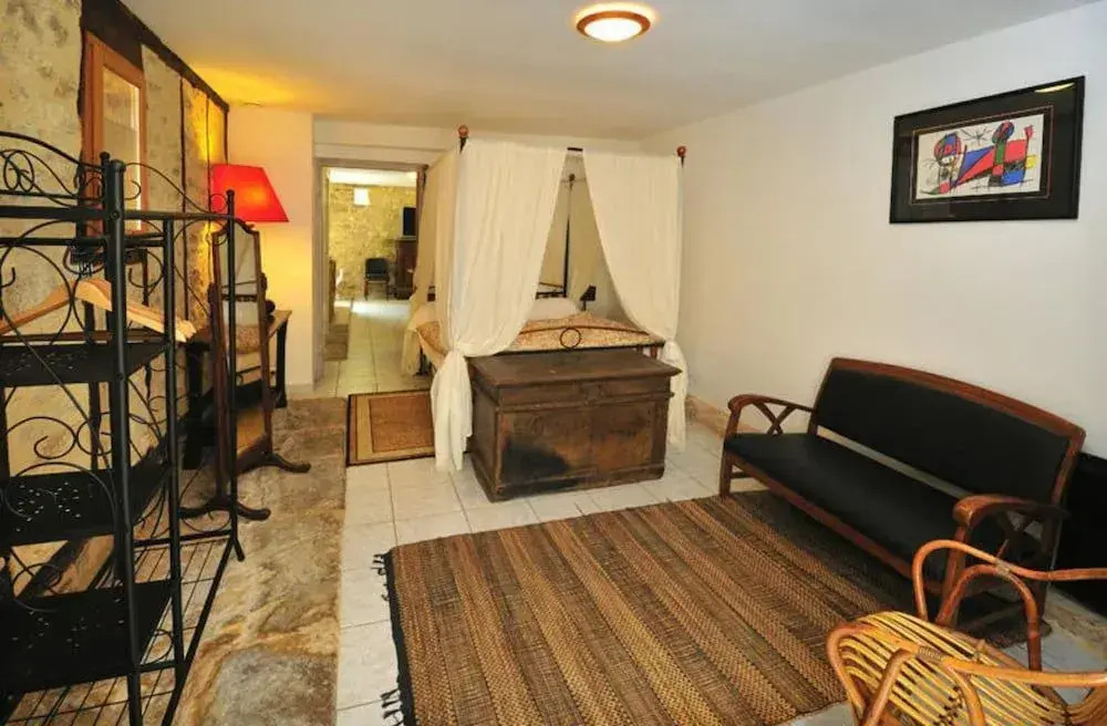 Hotel le Saint-Robert