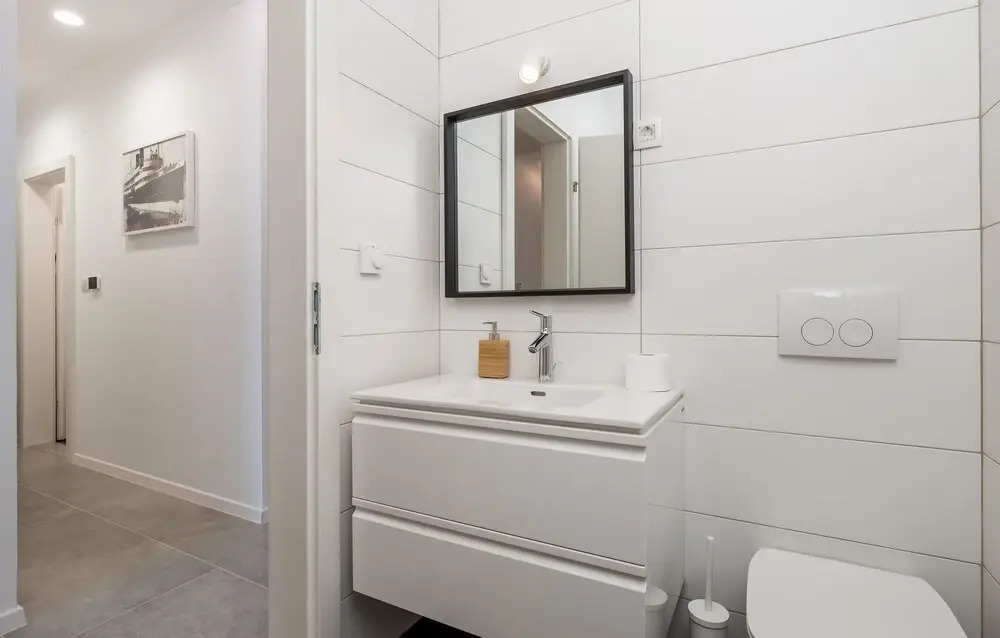Amazing Apartment in Mali Losinj With Wifi and 2 Bedrooms