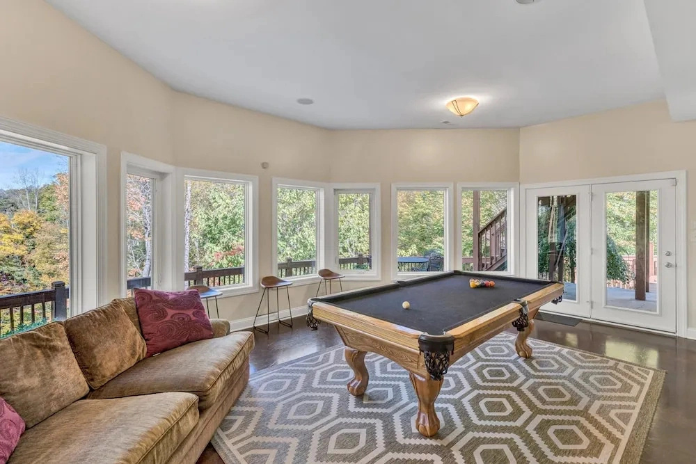 Osprey Cove - Custom Lakefront Home With 2-story Dock, Wifi, Game Room and Fireplace