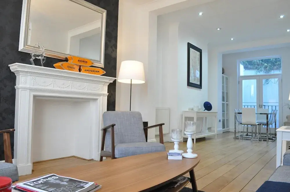 Stunning 3 Bedroom Bath