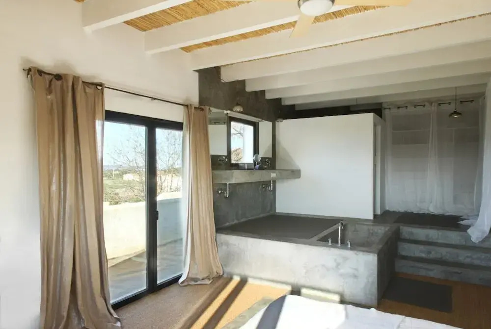 AYO private pool and garden house