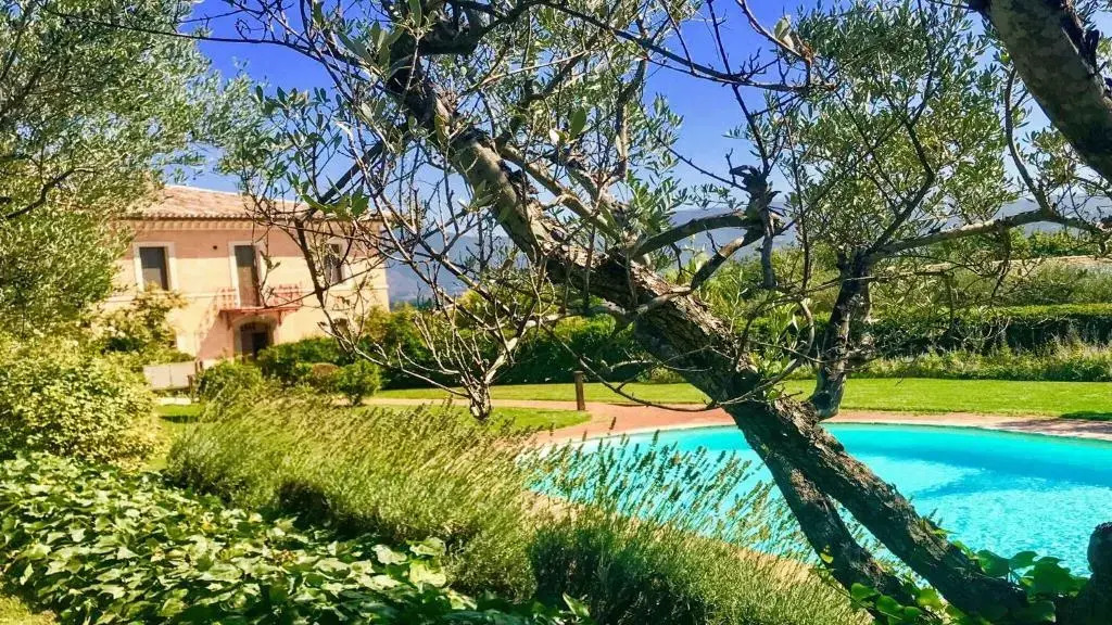 04 Pool Villa Spoleto Tranquilla - A sanctuary of dreams and peace 04