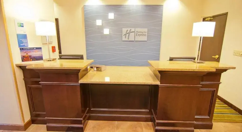 Holiday Inn Express Charleston South