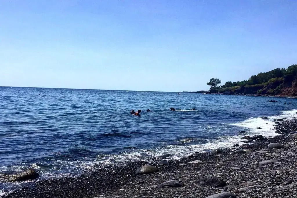 Casa Azzurra Front Beach