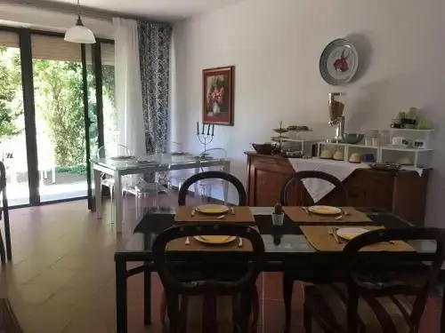 BB Casa Tomato