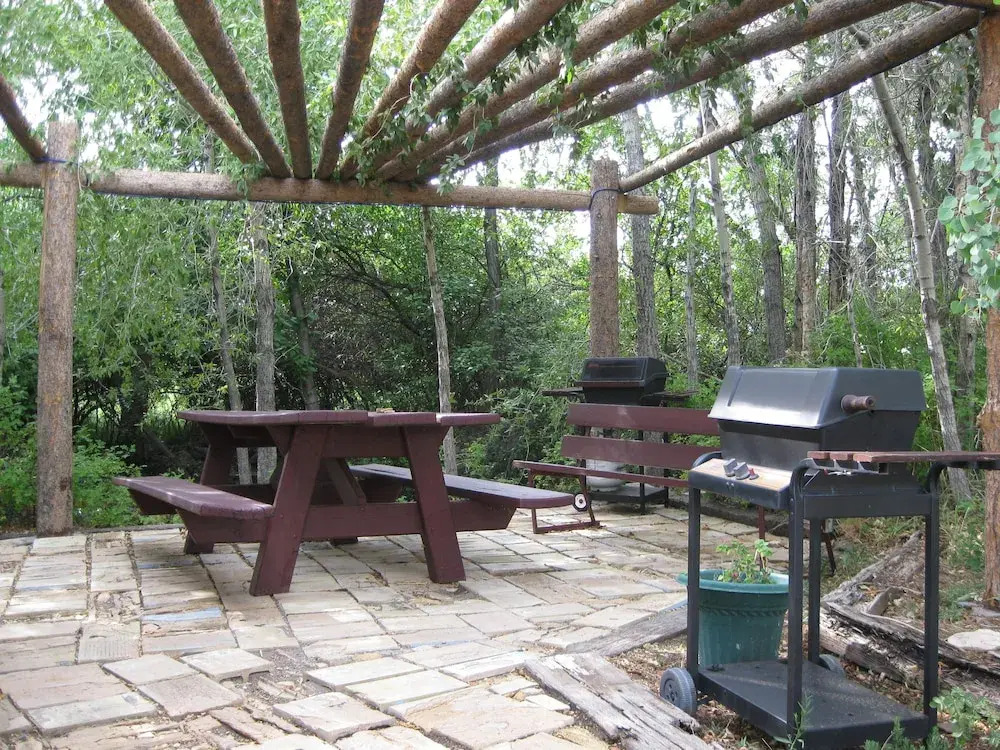 The Cedaredge Lodge