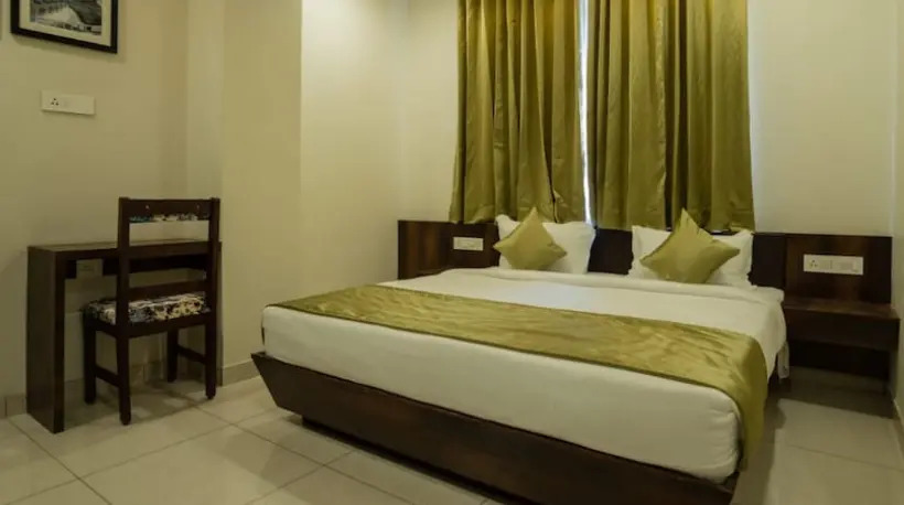 Ramana Hotel