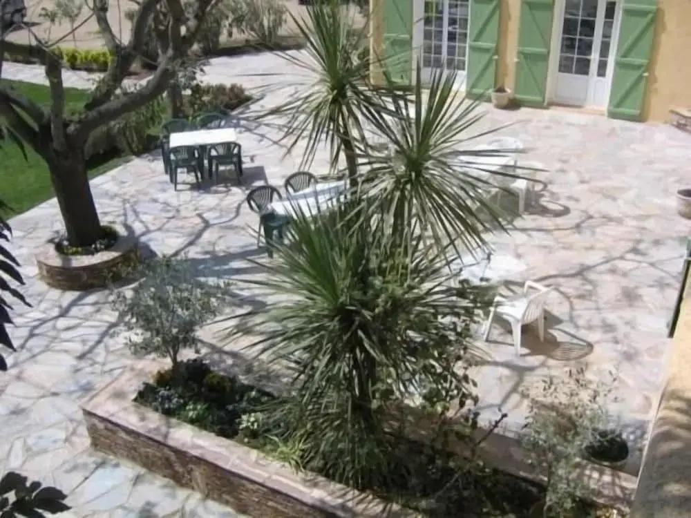 Auberge les Oliviers