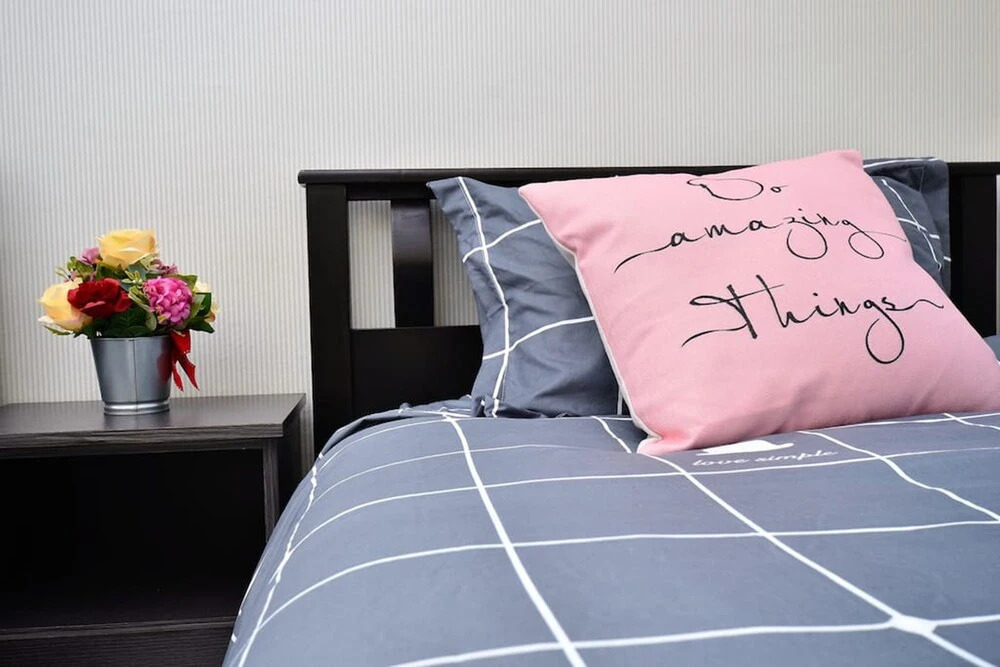6-8 pax SetiaWalk 5min LRT Cozy Apartment Puchong