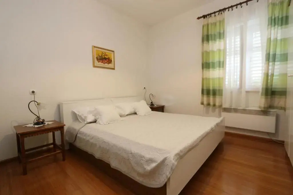 Apartment Pijer