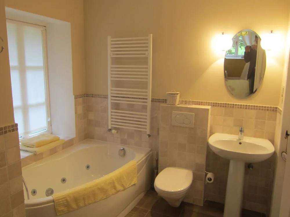 Wonderful Loft near Bastogne in Castle of Xviith History