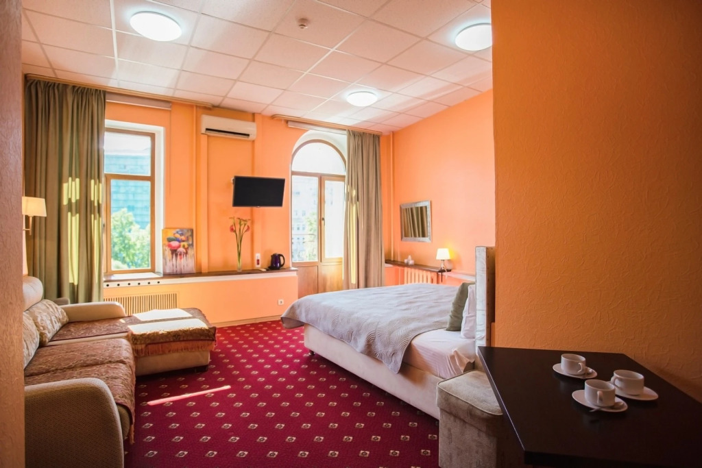 Basis-M Hotel