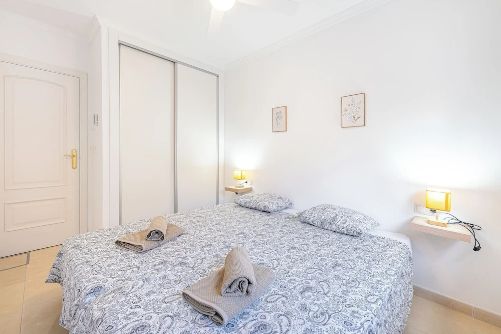 Spain Breaks - 2 bed apt With 2 Pools, Airco, Wifi