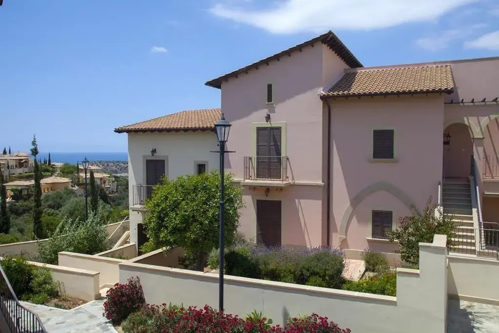 Apollo Golf Suite