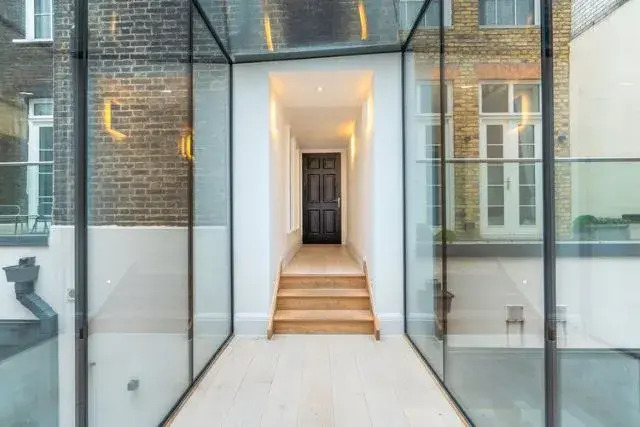 Be London - The Lincolns Inn Residences