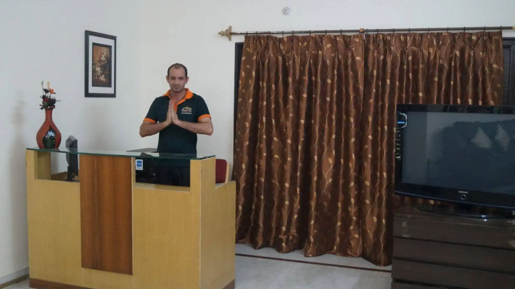 Hotel NirmalVilla Cherry Service Apartment