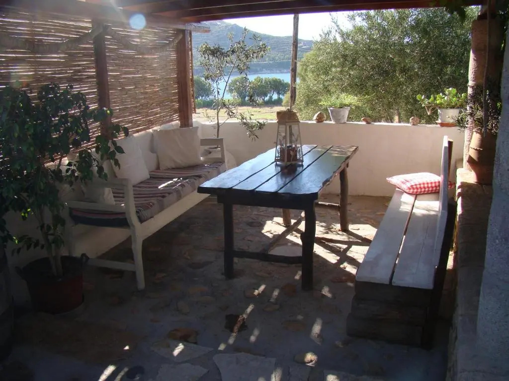 PATMOS Mathios Studios- apartments