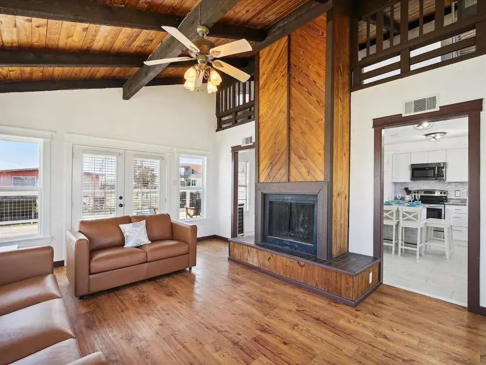 Tranquil Waters by Ryson Vacation Rentals