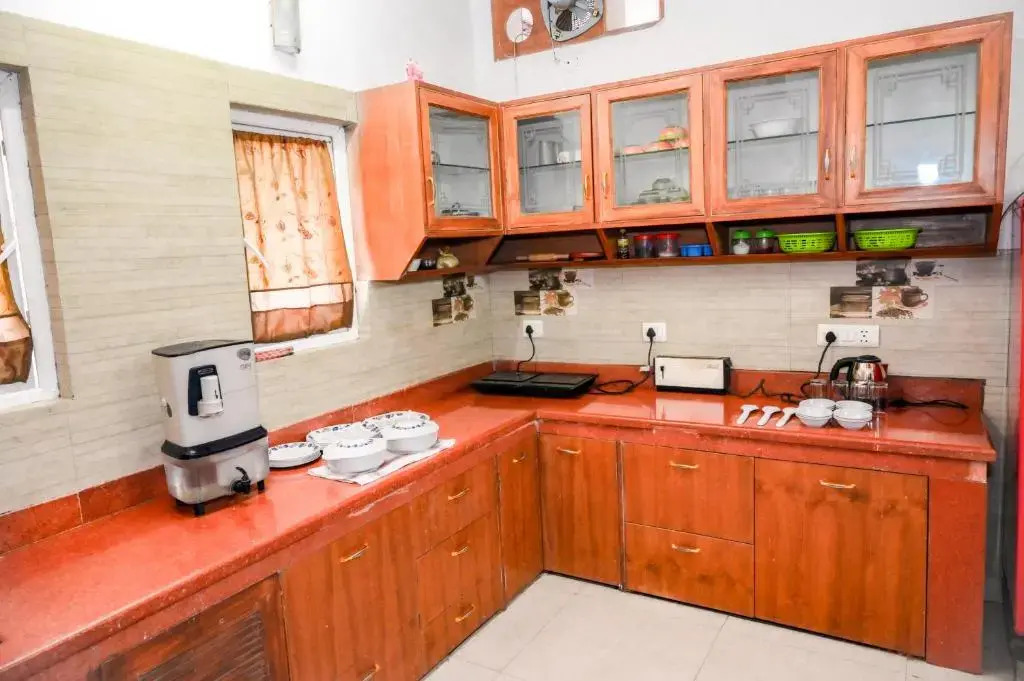 3 Bedroom Condo Mussoorie - TV/WIFI/Heater