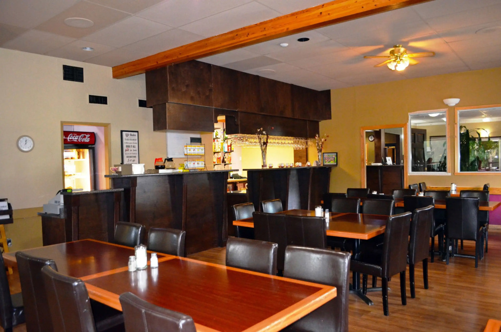 Canadas Best Value Inn & Suites-Castlegar