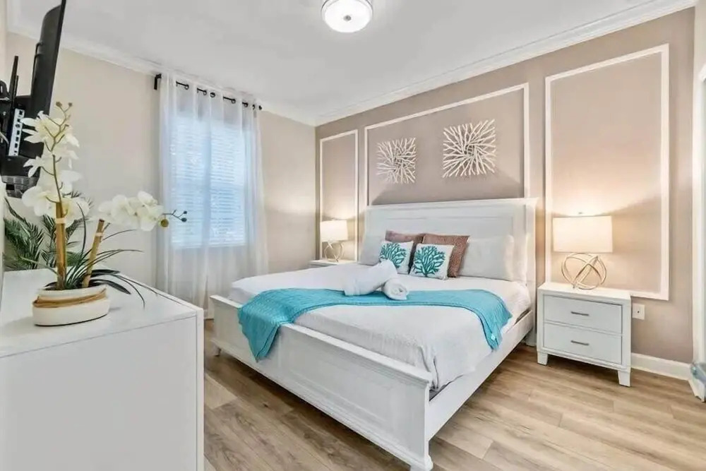 Coastal Paradise 8BR Disney Villa