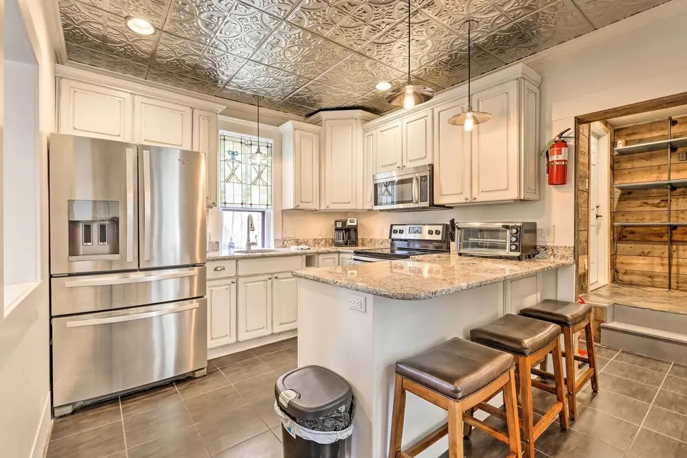 Close to Main St & Slopes: Breck Home w/ Hot Tub!