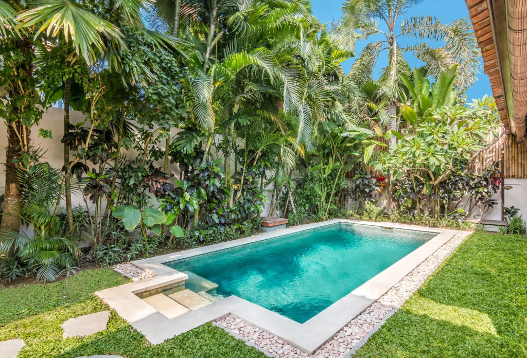 Villa Koala, 2BR Private Pool Villa near Seminyak Best Nightlife and W