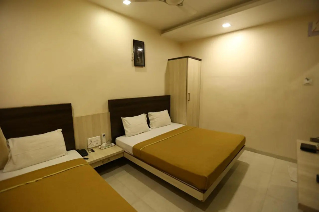 Hotel Madhuri Executive