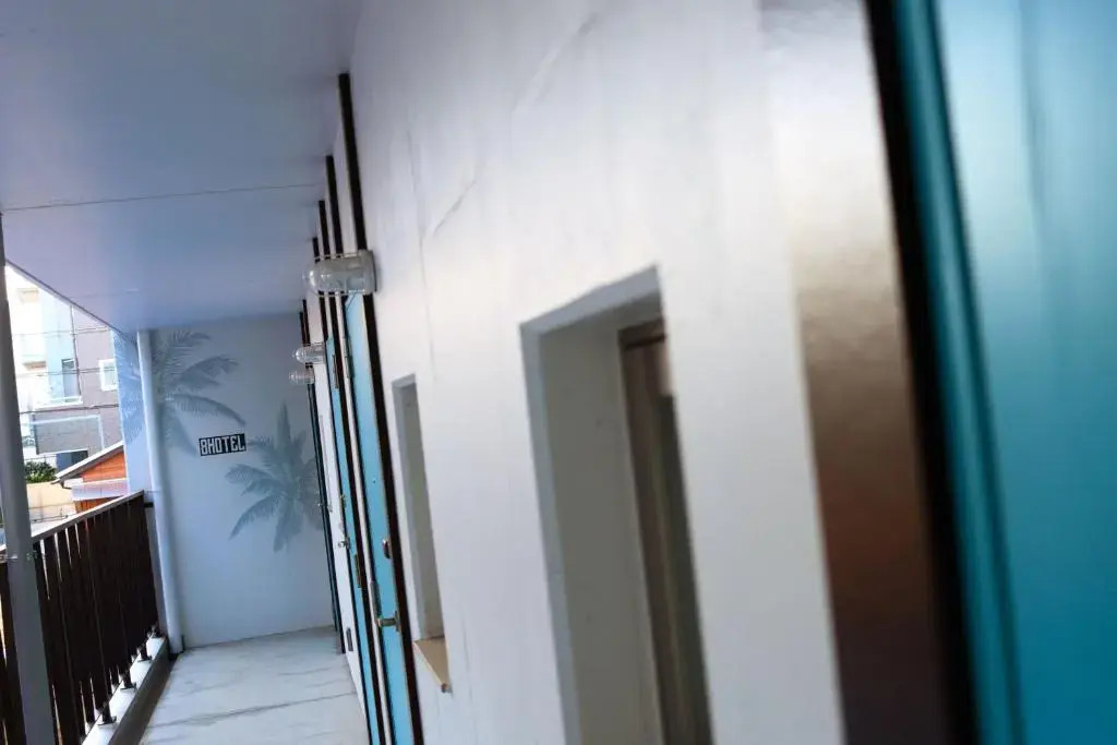 8HOTEL Chigasaki