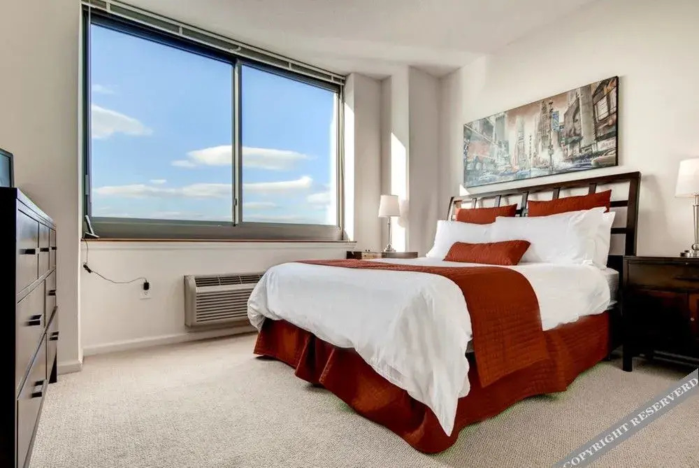 Global Luxury Suites at Raritan