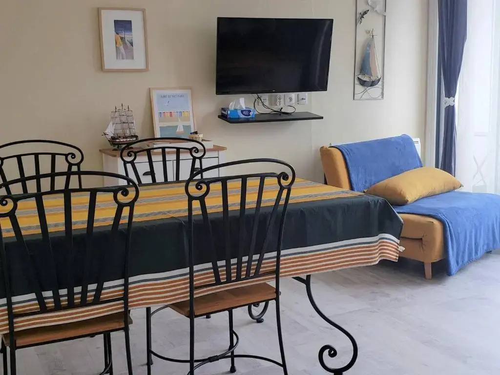 Appartement Perros-Guirec, 2 pièces, 4 personnes - FR-1-368-334