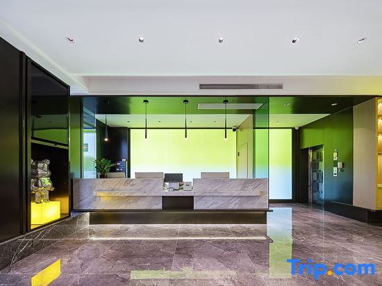 Yaman Yunding Hotel (Xiaozhen Yinxiang Branch near Jiangdong Subway Station)