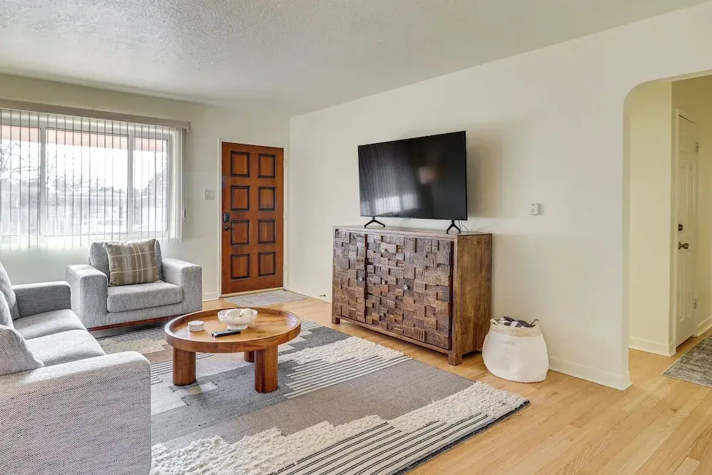 2 Mi to UNM Campus: Home in Quiet Area of ABQ