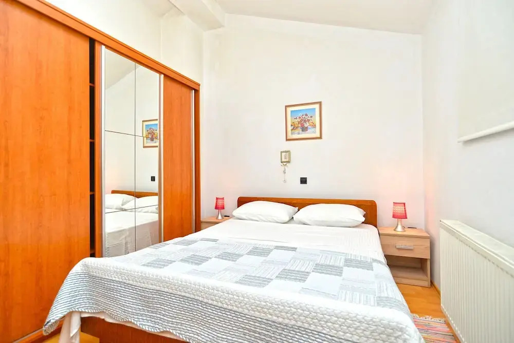 Apartment 1791