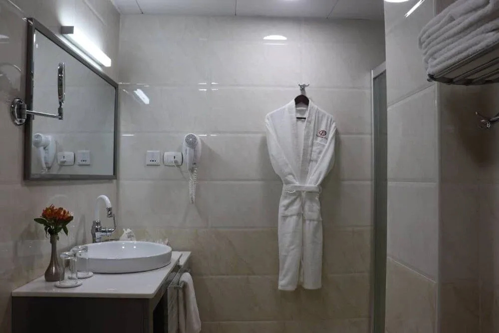 Desalegn Hotels And Resort