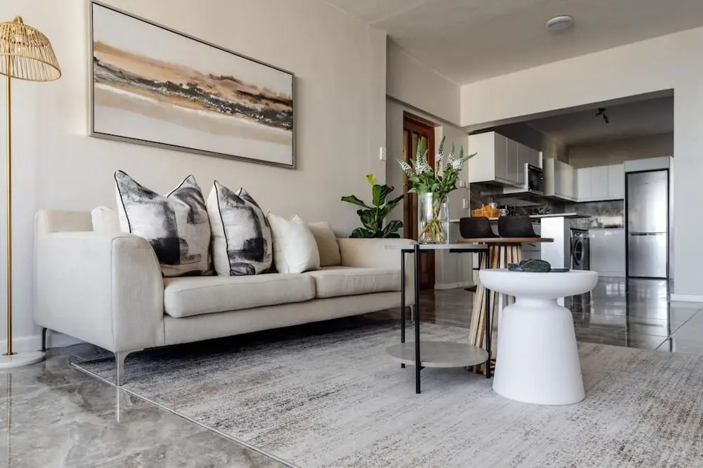 Sea-facing Apartment at Adelphi Galleria Seapoint